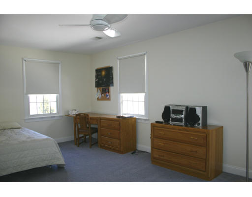26 Amanda Road Sudbury, MA 01776 - Photo 19 of 23