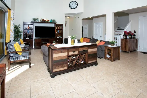 $655,900 | 208 36th Street Northeast, Bradenton, FL 34208