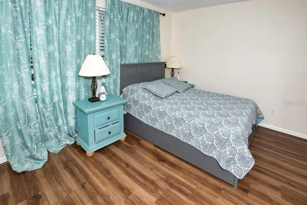 $655,900 | 208 36th Street Northeast, Bradenton, FL 34208