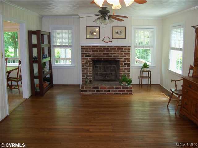 3817 Sherbrook Road Richmond, VA 23235 - Photo 7 of 12 Den/Family/Great Room