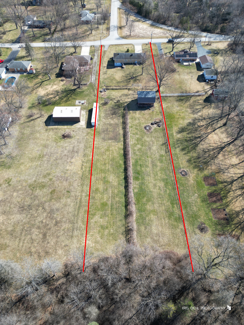40798 North Forest View Road Wadsworth, IL 60083 - Photo 25 of 29 a view of a backyard