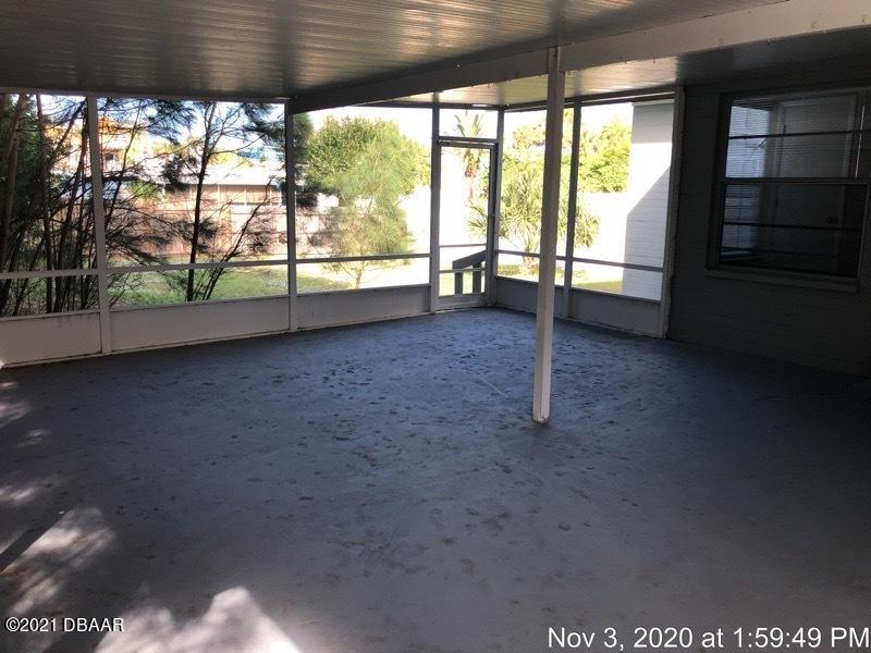 121 Milton Road Daytona Beach, FL 32118 - Photo 15 of 19 20201103_185949704_iOS