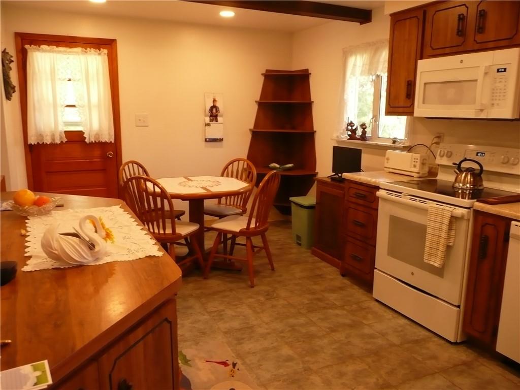 222 Shafer Road Coraopolis, PA 15108 - Photo 8 of 24 Gallery Image 8