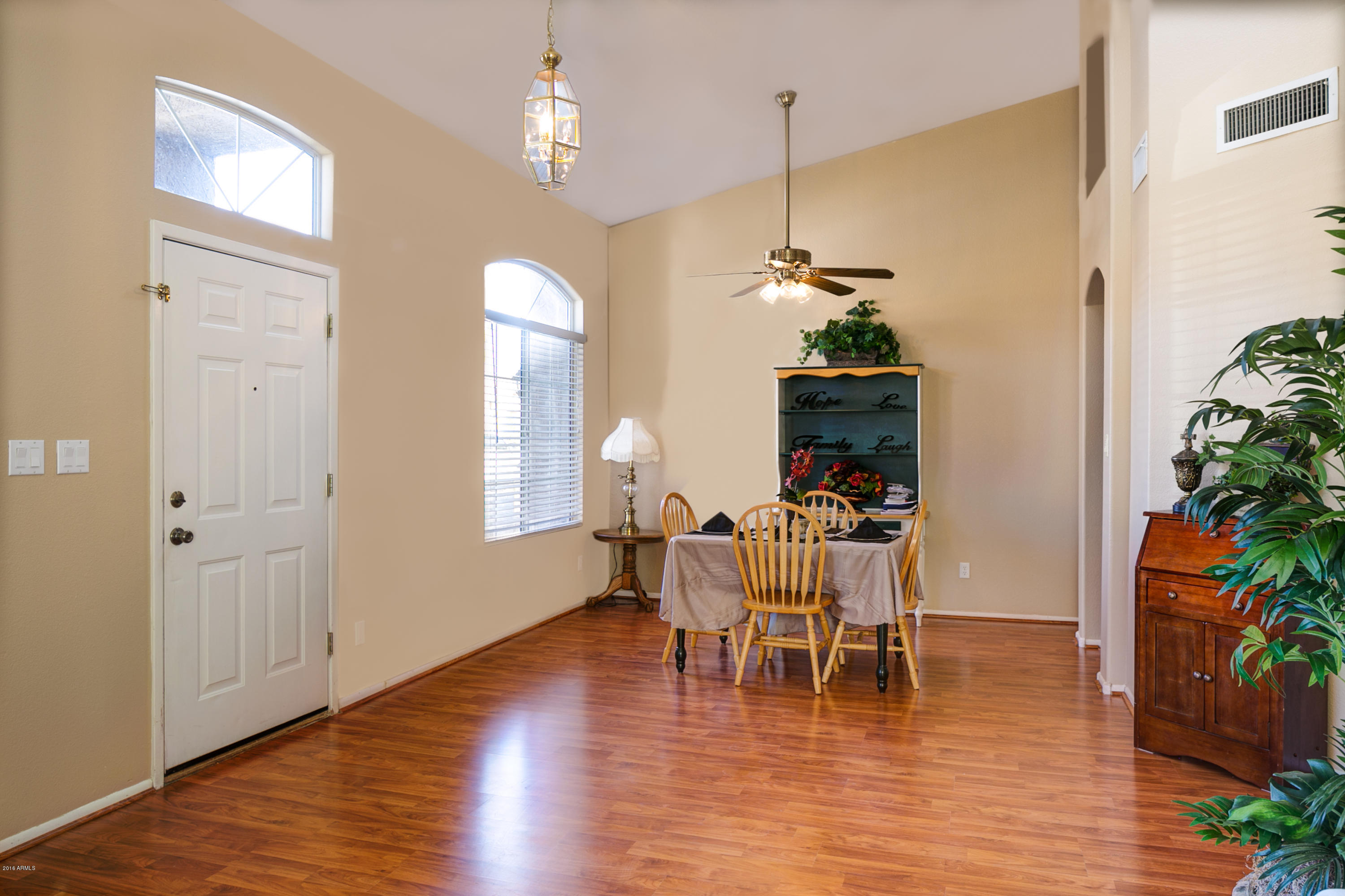 351 East Nunneley Road Gilbert, AZ 85296 - Photo 5 of 22 Front dining 2
