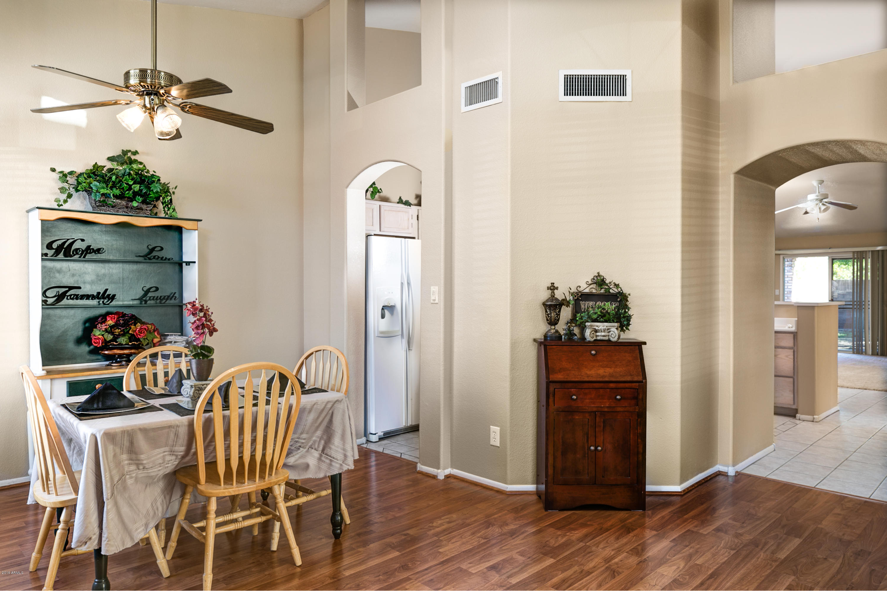 351 East Nunneley Road Gilbert, AZ 85296 - Photo 6 of 22 Front dining