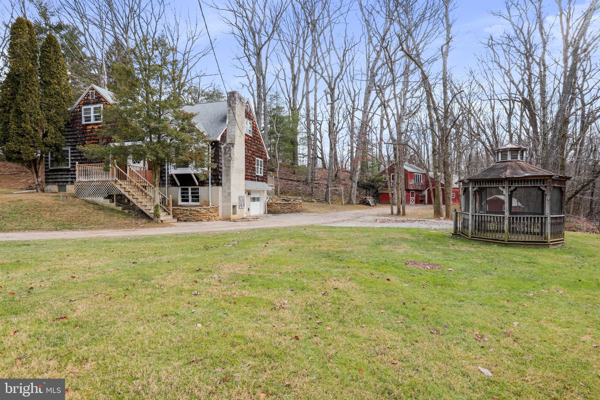 2329 Sandymount Road Finksburg, MD 21048 - Photo 5 of 67 Coastal Cape Cod w/ Large Barn