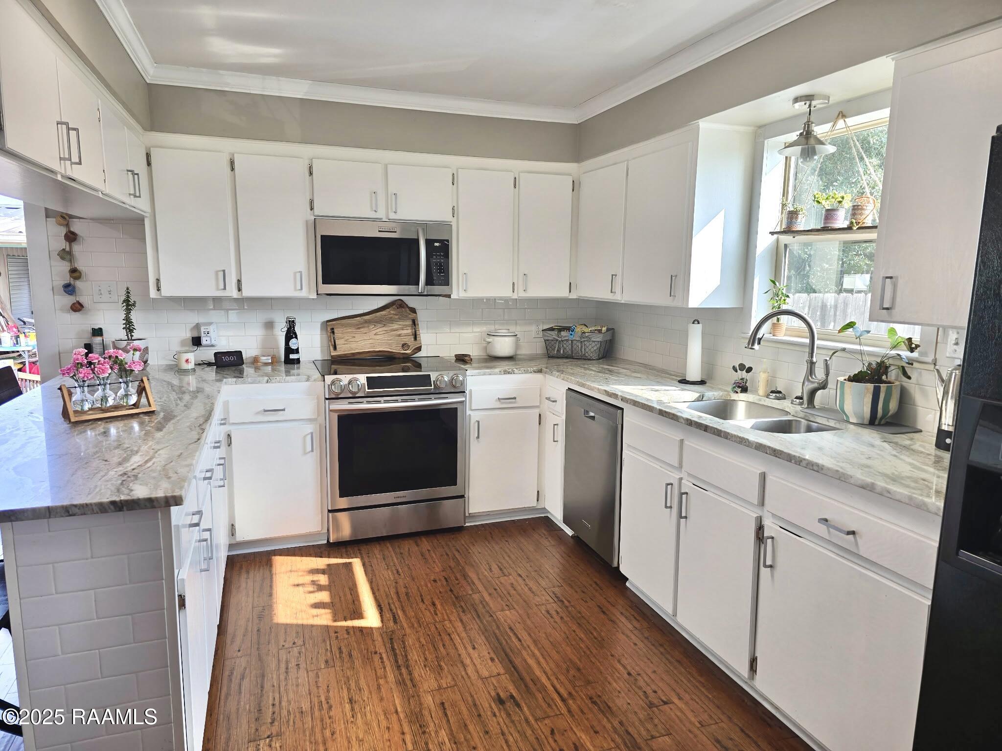 336 Golden Grain Road Duson, LA 70529 - Photo 7 of 10 Kitchen Area