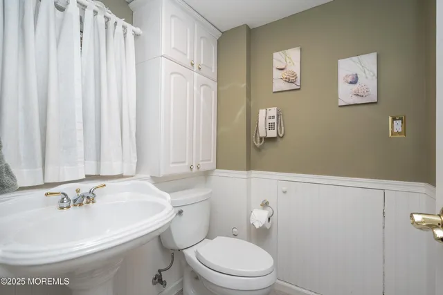 $699,990 | 4 Coral Place, Middletown, NJ 07748