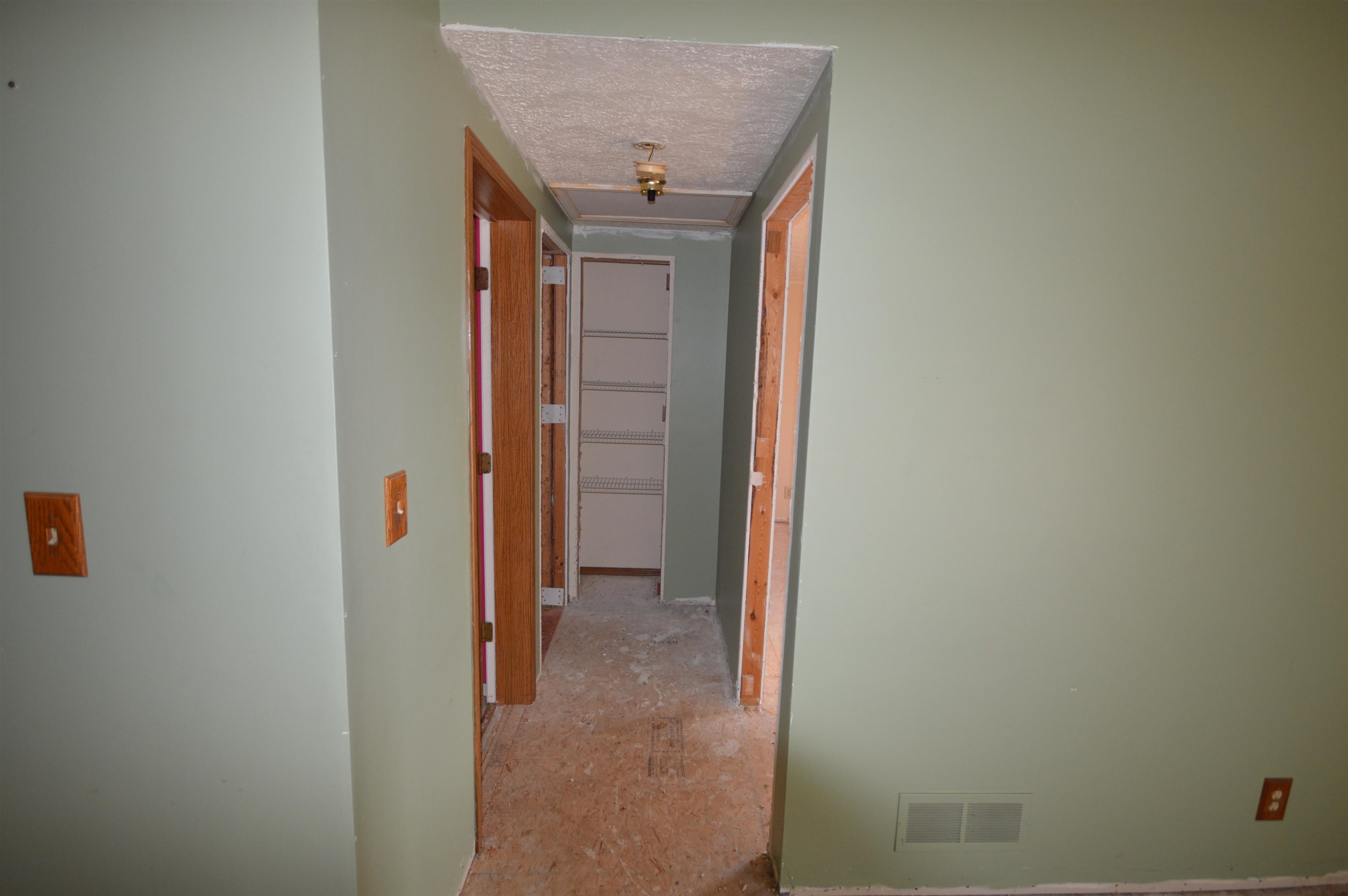 12052 East Craker Road Omena, MI 49674 - Photo 6 of 37 1898225-5.JPG