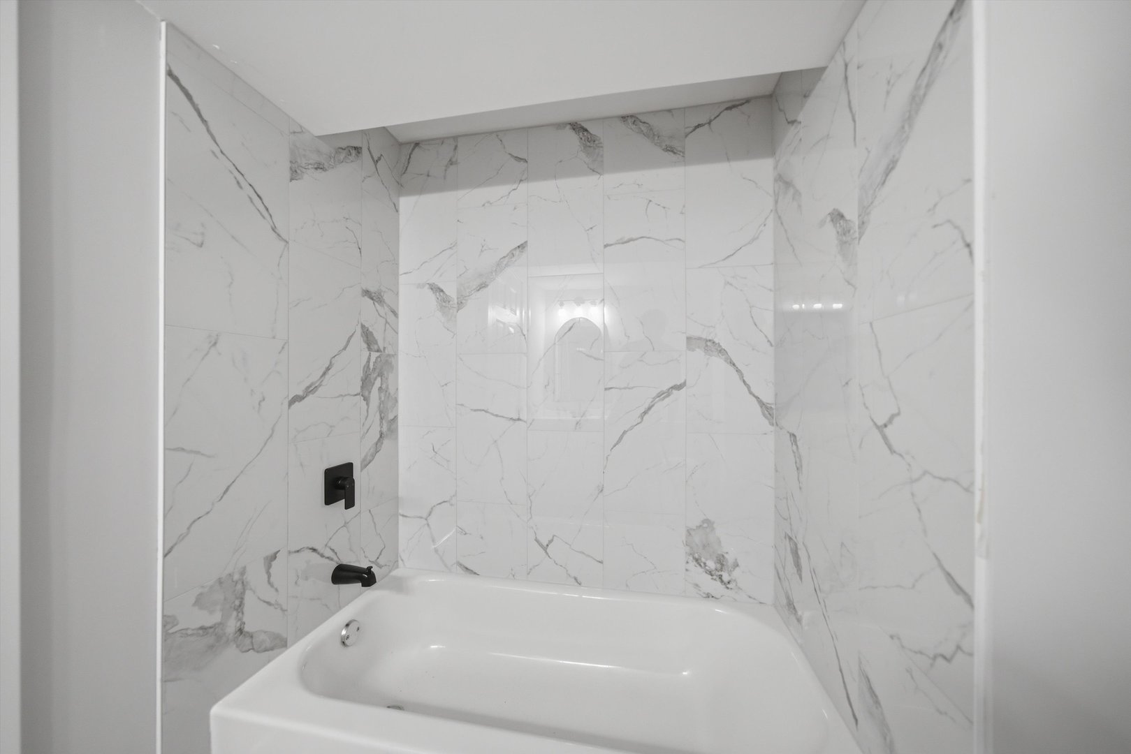 1327 South Wolf Road Hillside, IL 60162 - Photo 9 of 26 Gallery Image 9