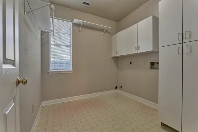 $3,500 | 15 West Stony End Place, The Woodlands, TX 77381