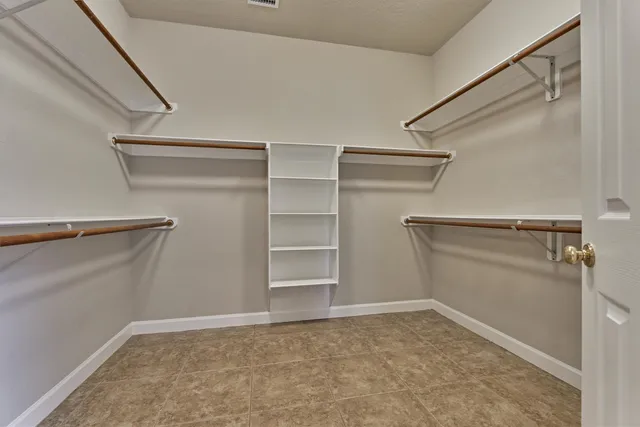 $3,500 | 15 West Stony End Place, The Woodlands, TX 77381