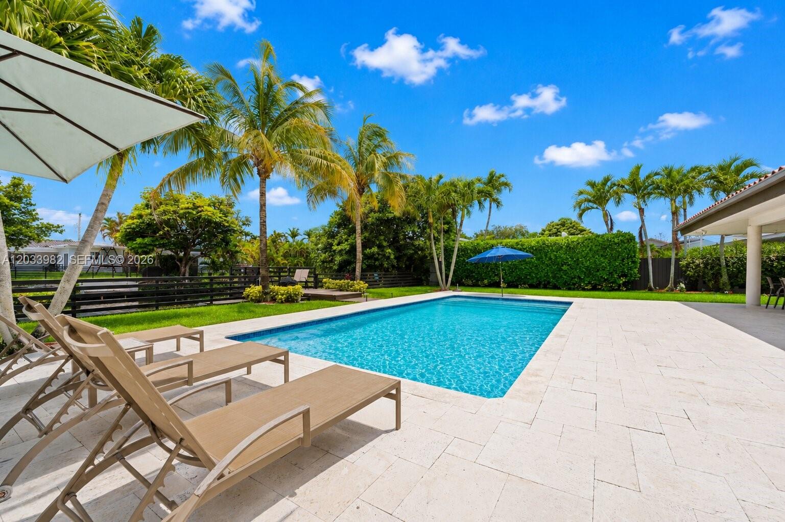 9780 Southwest 19th Street Miami, FL 33165 - Photo 33 of 34