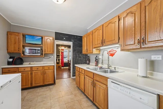 $199,999 | 497 East 7th Street, Red Wing, MN 55066