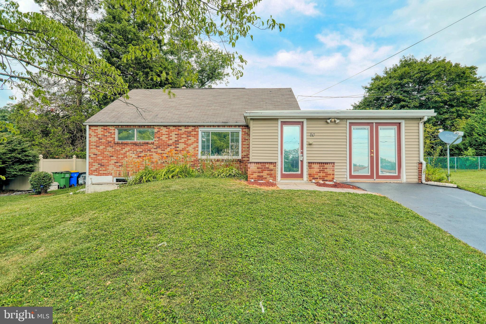 80 Claystone Road York, PA 17408 - Photo 1 of 35 Gallery Image 1