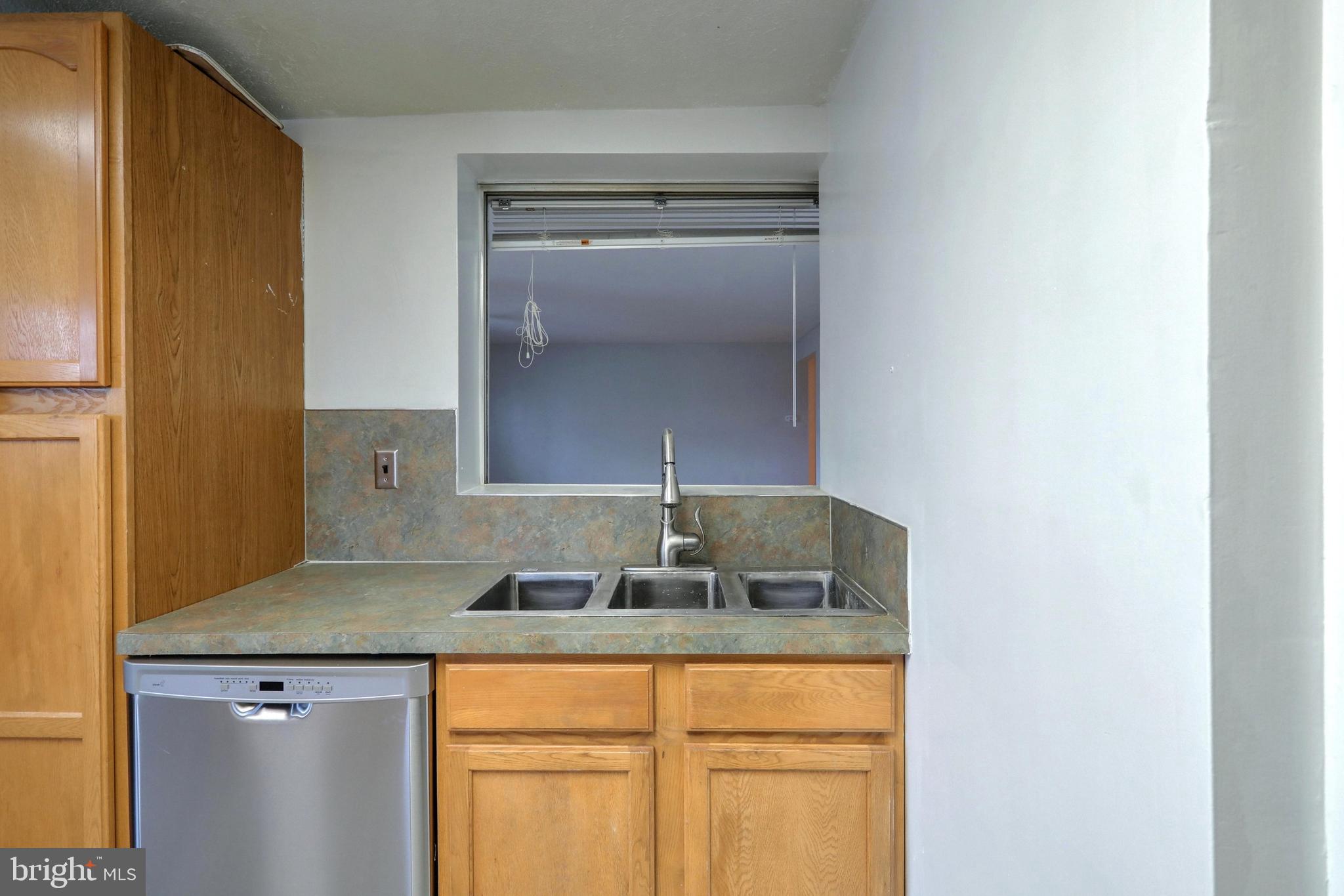 80 Claystone Road York, PA 17408 - Photo 12 of 35 Gallery Image 12