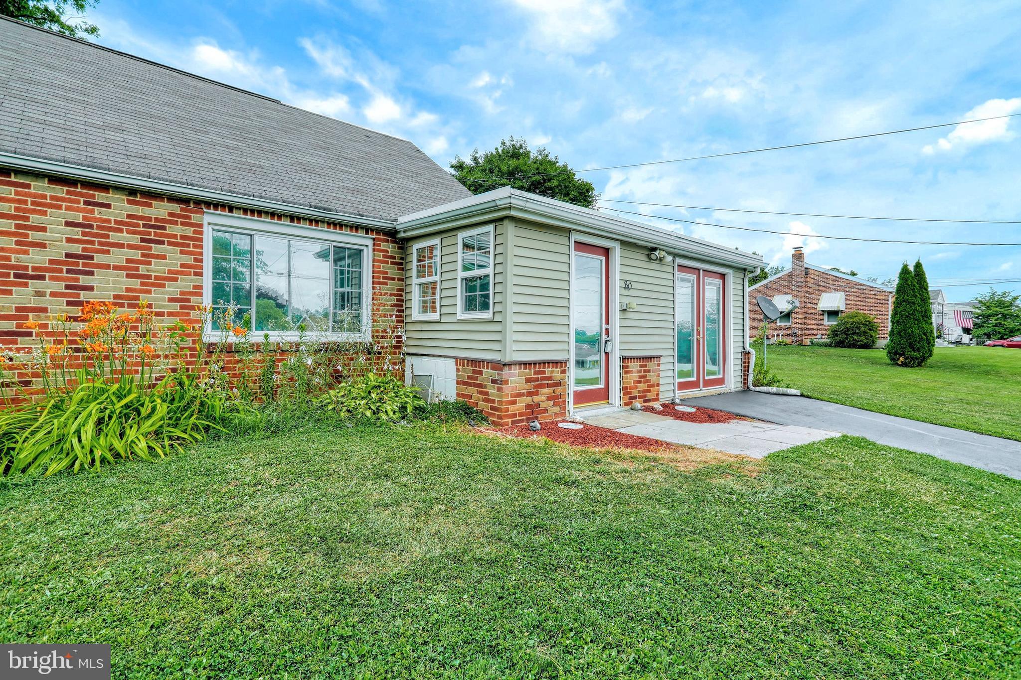 80 Claystone Road York, PA 17408 - Photo 4 of 35 Gallery Image 4