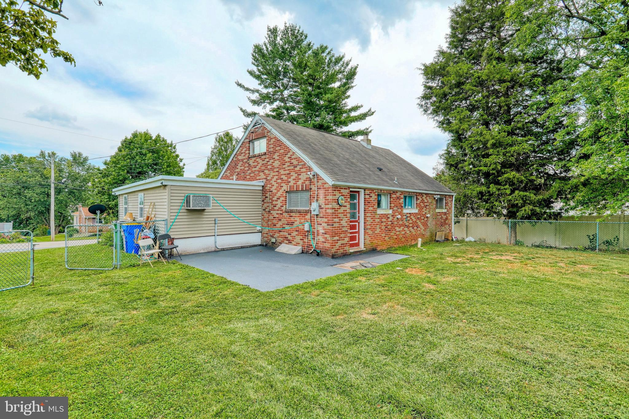 80 Claystone Road York, PA 17408 - Photo 6 of 35 Gallery Image 6