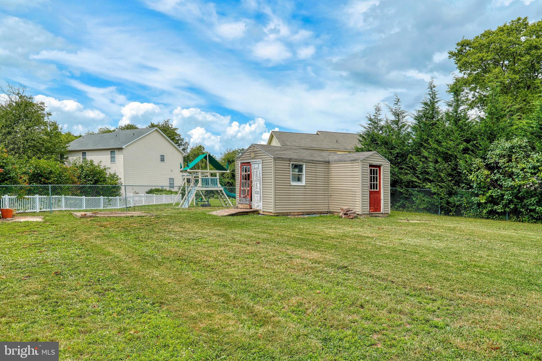 80 Claystone Road York, PA 17408 - Photo 7 of 35 Gallery Image 7
