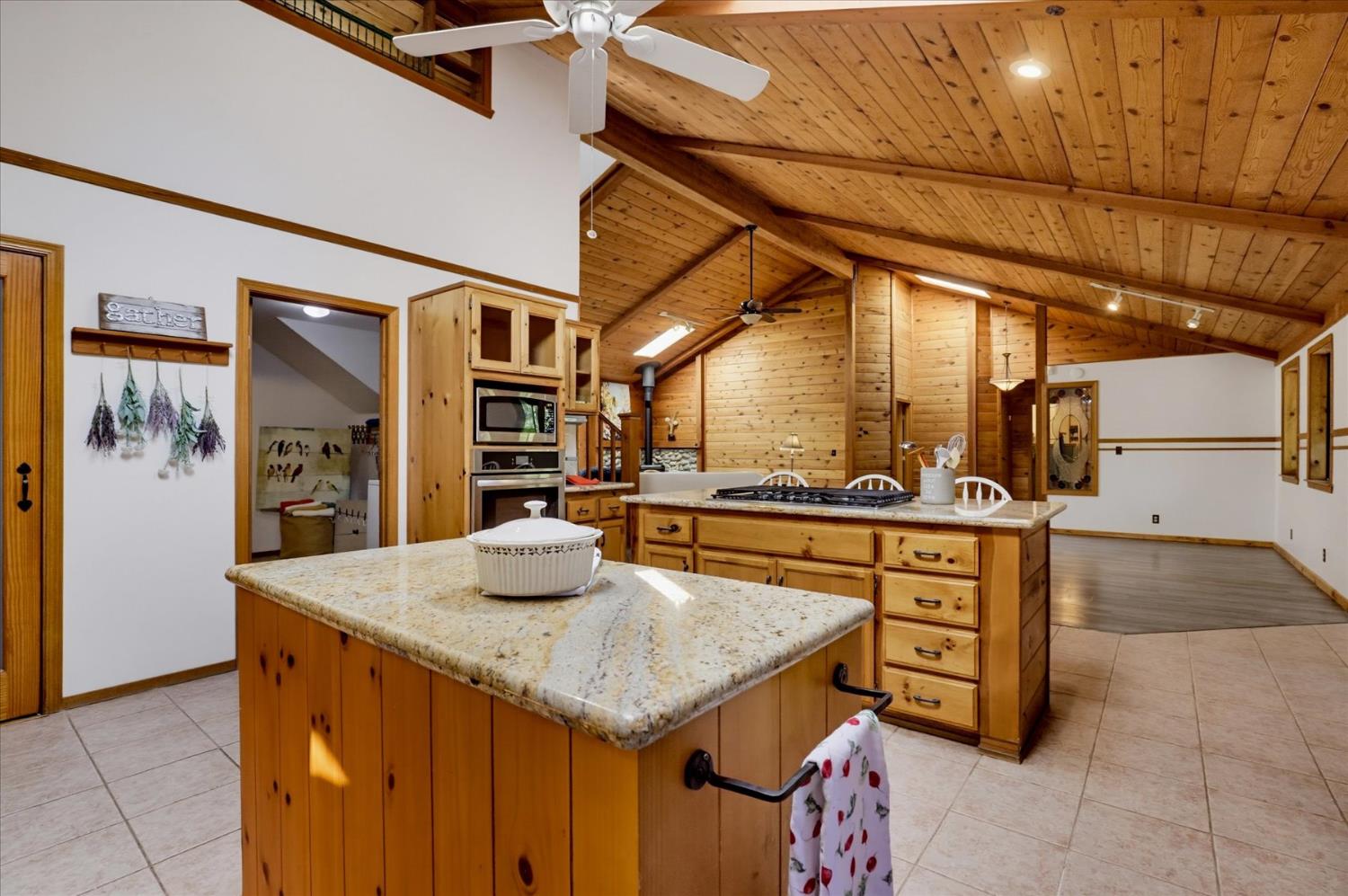 14333 Brooks Road Grass Valley, CA 95945 - Photo 20 of 99 Gallery Image 20