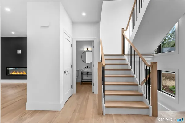 $919,000 | 95 Oronoque Lane, Stratford, CT 06614