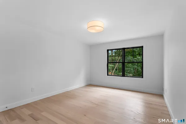 $919,000 | 95 Oronoque Lane, Stratford, CT 06614