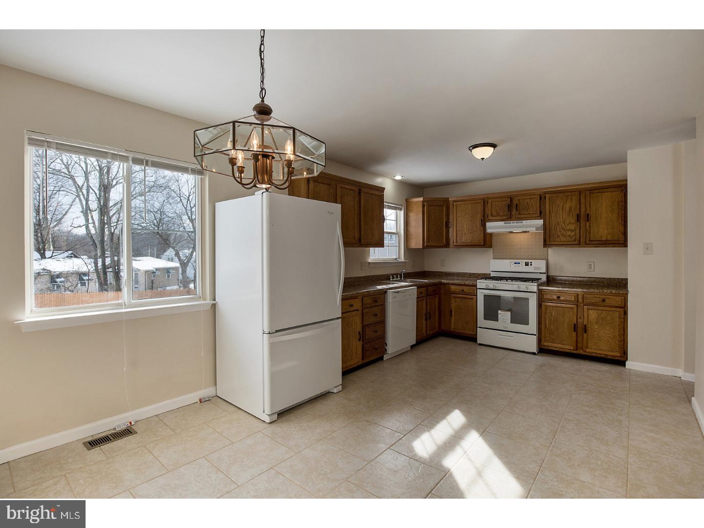 308 Ridge Avenue Glendora, NJ 08029 - Photo 7 of 25 Kitchen