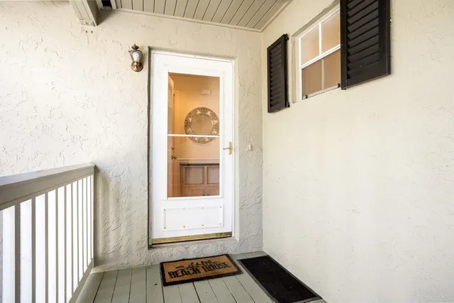 $7,750 | 1215 Winding Oaks Circle East, Unit 407, Vero Beach, FL 32963