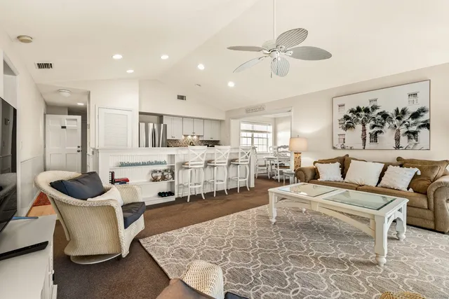 $7,750 | 1215 Winding Oaks Circle East, Unit 407, Vero Beach, FL 32963