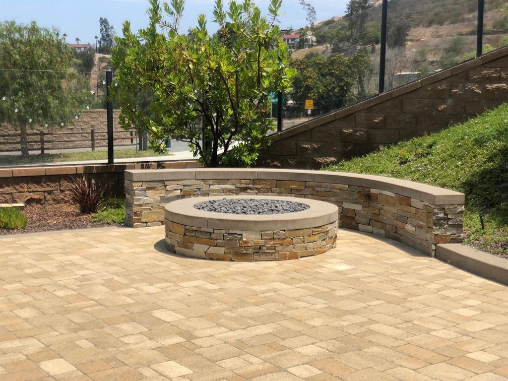 2689 Overlook Point Drive Escondido, CA 92029 - Photo 13 of 36