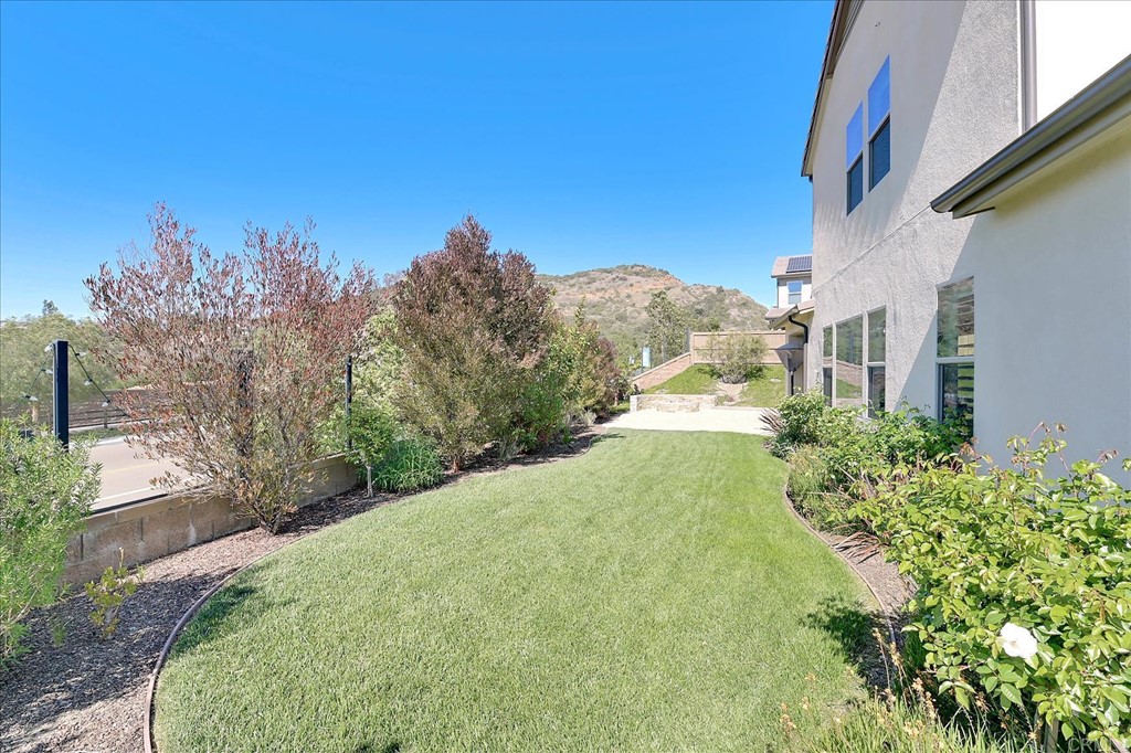 2689 Overlook Point Drive Escondido, CA 92029 - Photo 25 of 36