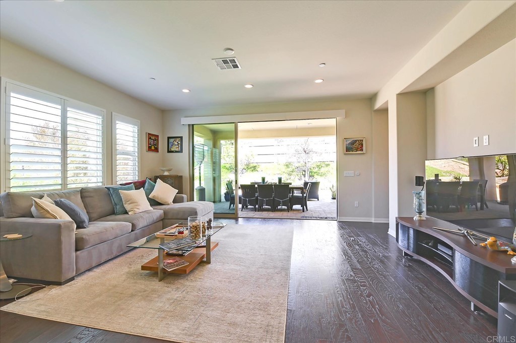 2689 Overlook Point Drive Escondido, CA 92029 - Photo 3 of 36