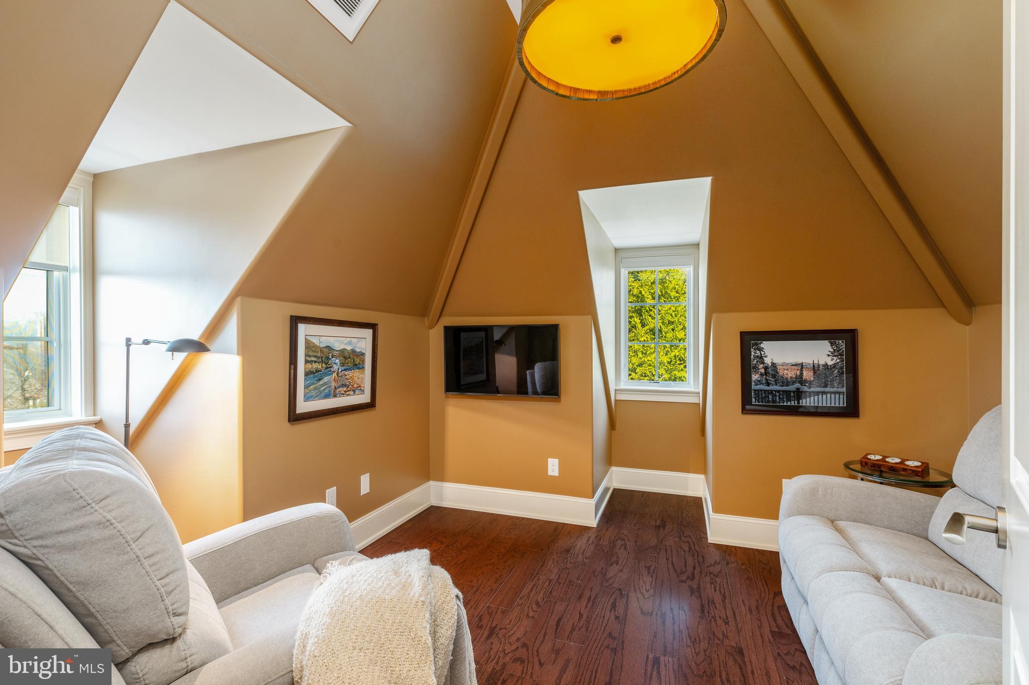 314 Winfield Road Devon, PA 19333 - Photo 48 of 69 Additional room of 3rd Bedroom Suite