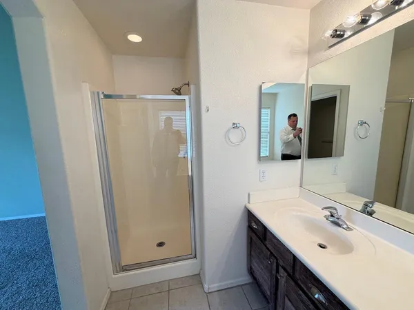 $2,295 | 10044 East Osage Avenue, Mesa, AZ 85212
