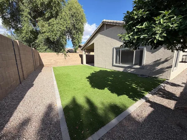 $2,295 | 10044 East Osage Avenue, Mesa, AZ 85212