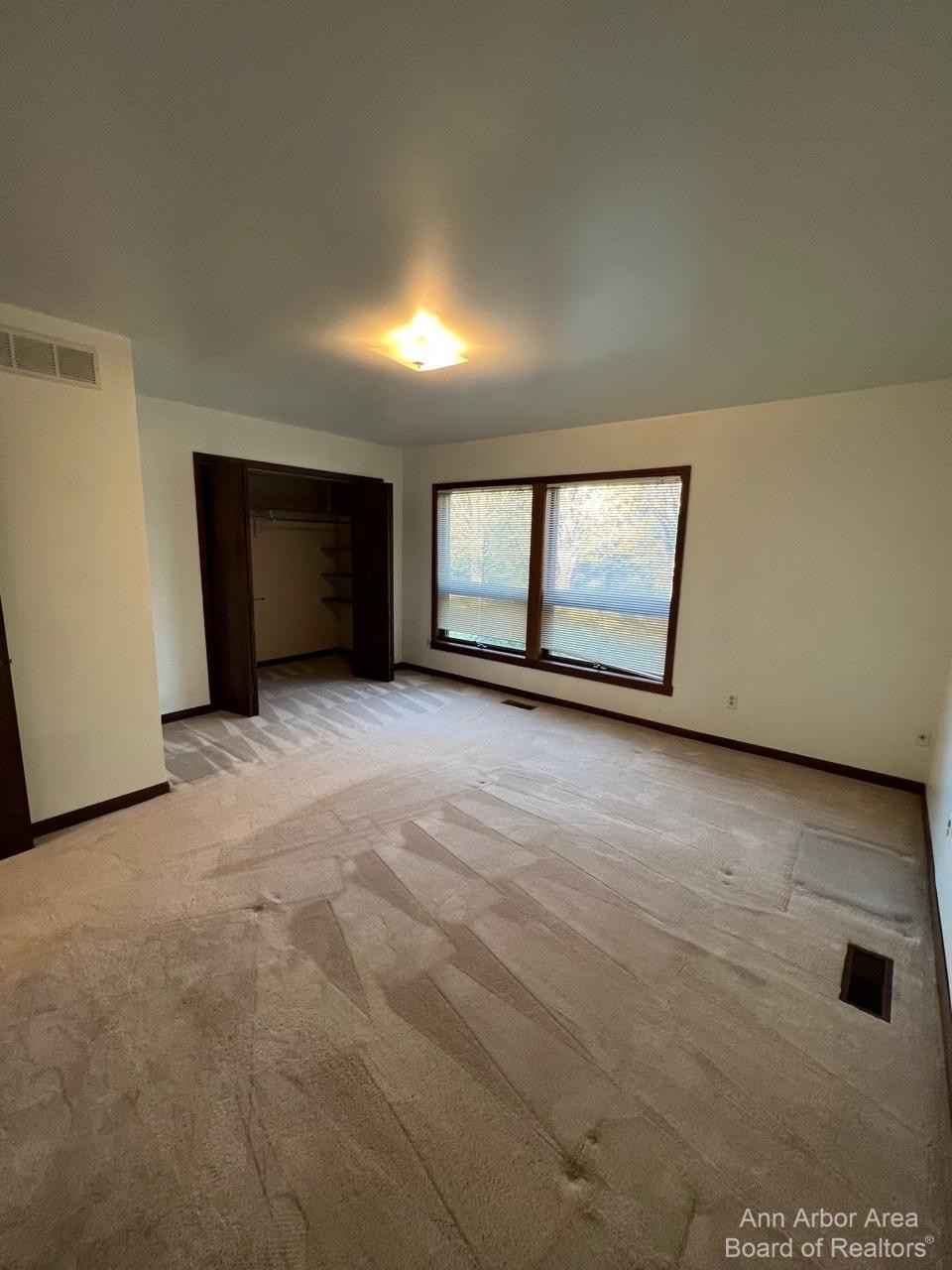 6283 Merritt Road Ypsilanti, MI 48197 - Photo 13 of 37 Photo 13