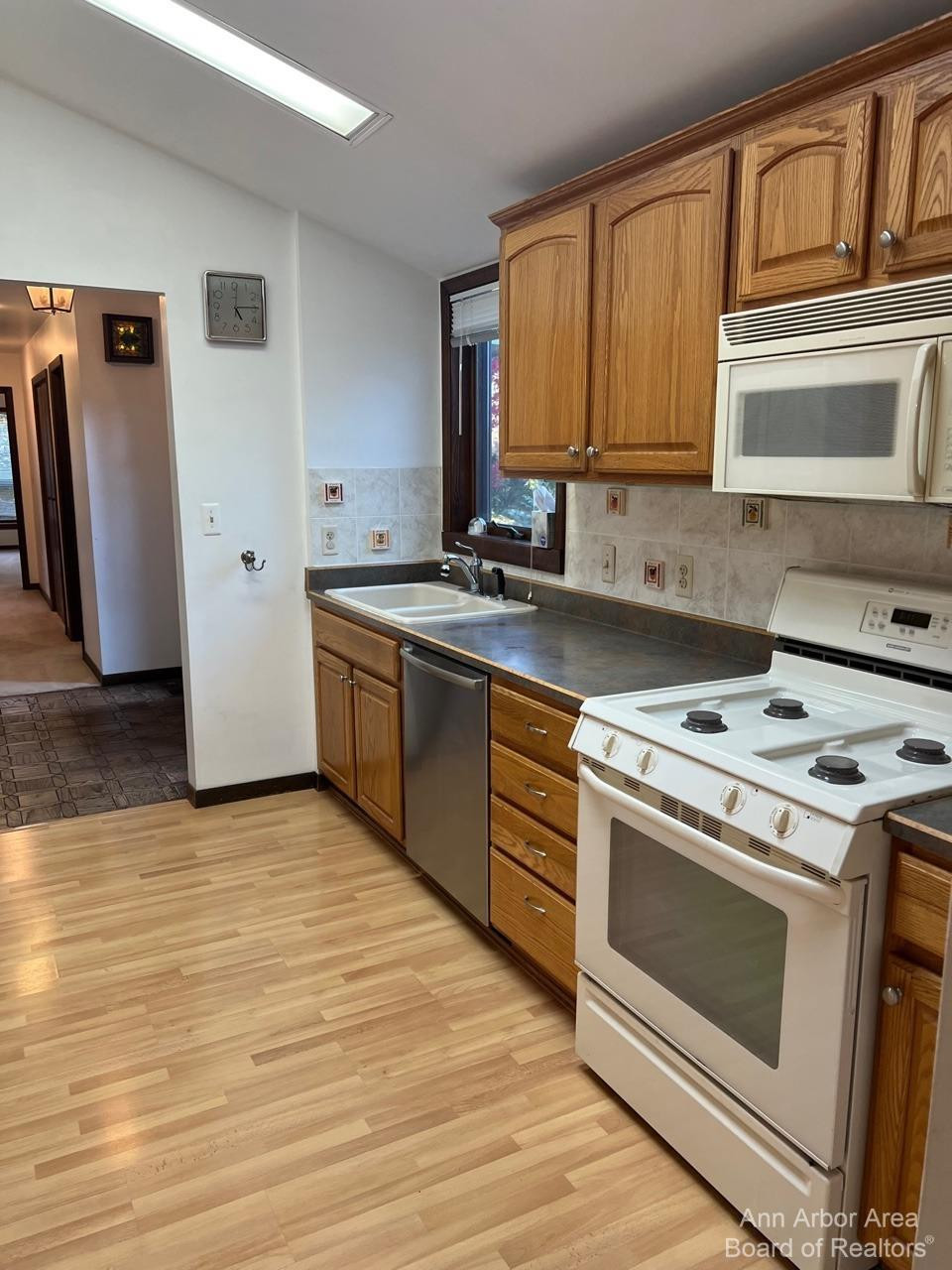 6283 Merritt Road Ypsilanti, MI 48197 - Photo 22 of 37 Photo 22