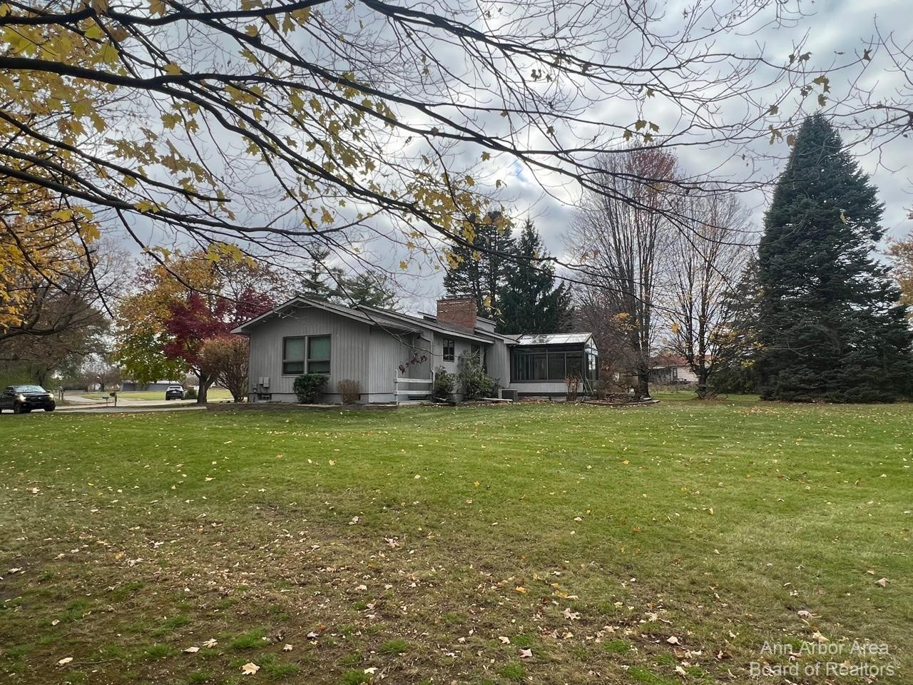 6283 Merritt Road Ypsilanti, MI 48197 - Photo 4 of 37 Photo 4