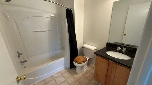 $179,000 | 15602 Stone Crossing Drive, Southfield, MI 48075