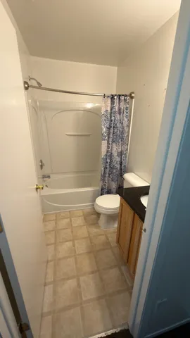 $179,000 | 15602 Stone Crossing Drive, Southfield, MI 48075