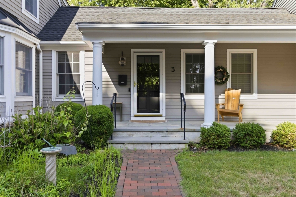 3 Sprague Road Wellesley, MA 02481 - Photo 2 of 42