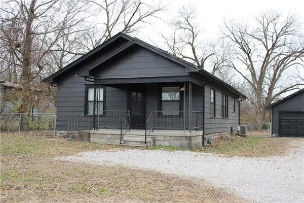 $119,000 | 4075 Parkview Drive, Frontenac, KS 66763