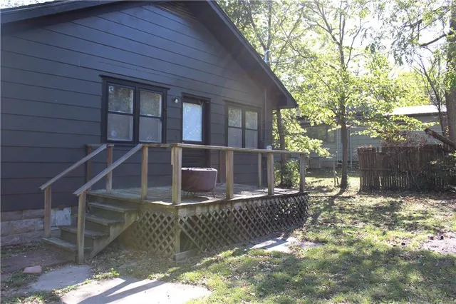 $129,000 | 4075 Parkview Drive, Frontenac, KS 66763