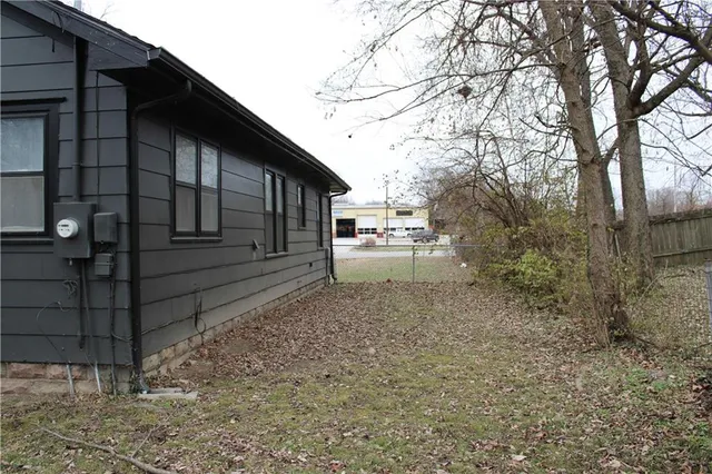 $129,000 | 4075 Parkview Drive, Frontenac, KS 66763