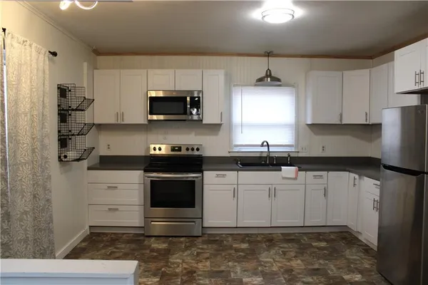 $119,000 | 4075 Parkview Drive, Frontenac, KS 66763