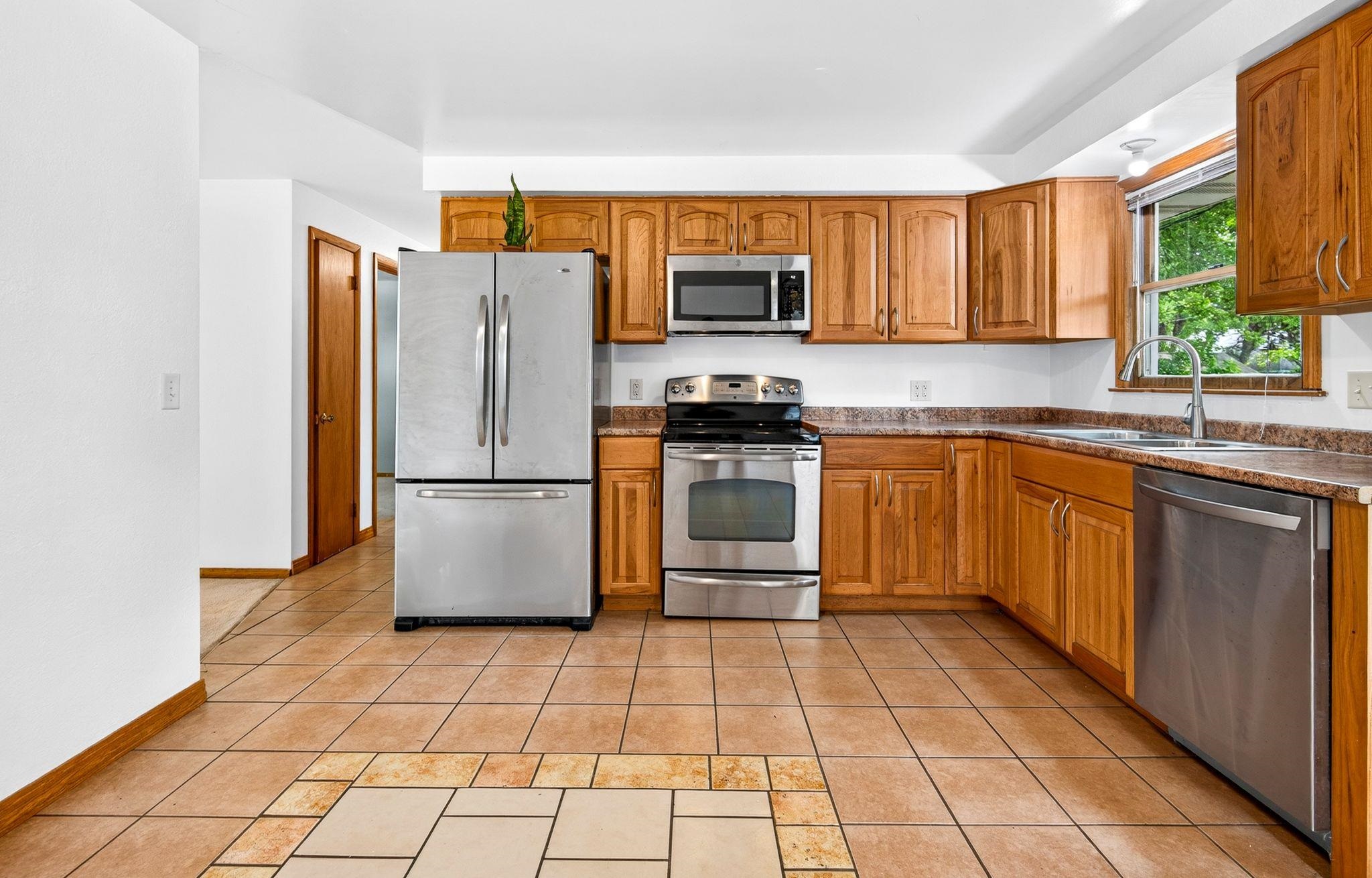 1512 North Rexford Street Appleton, WI 54914 - Photo 4 of 34