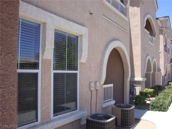 $1,500 | 9975 Peace Way, Unit 1021, Las Vegas, NV 89147