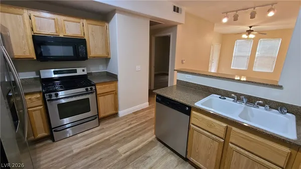 $1,500 | 9975 Peace Way, Unit 1021, Las Vegas, NV 89147