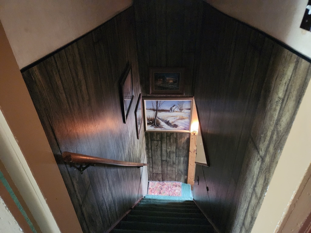 47 Beech Street Winchendon, MA 01475 - Photo 13 of 17 a view of stairs