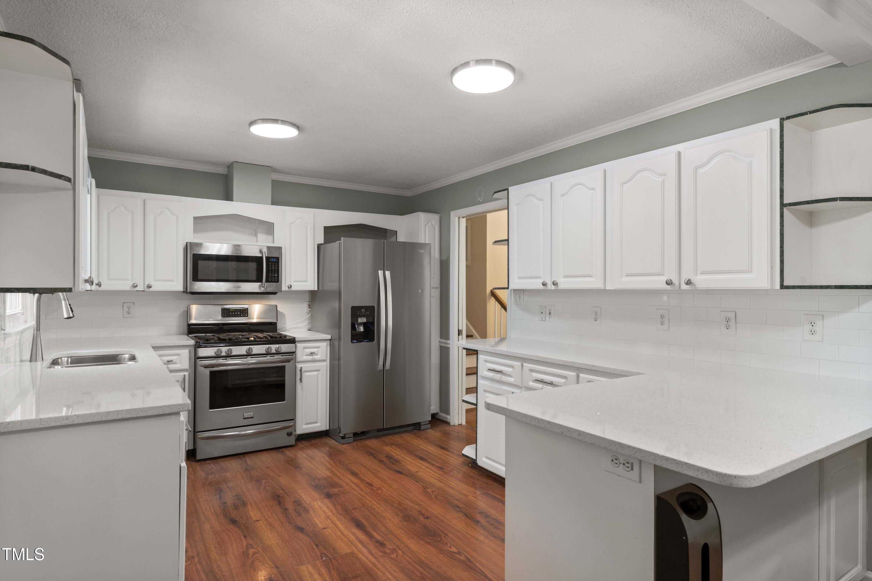5713 Timber Ridge Drive Raleigh, NC 27609 - Photo 2 of 35 DSC05121